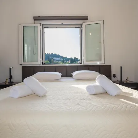 Apartment Spiros House *