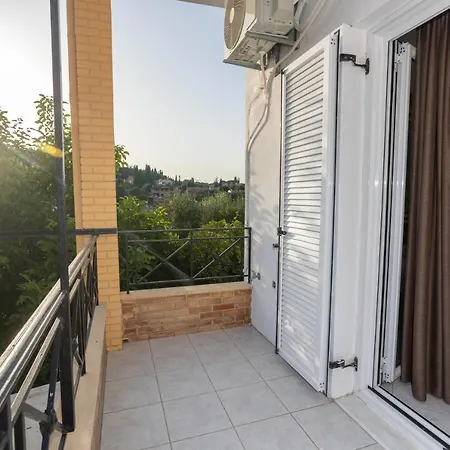 Апартаменты Spiros House
